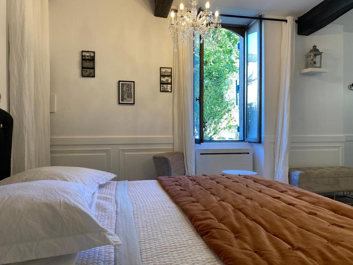Chambre D'Hote 1787 : Les Terrasses Des Pyrenees Laloubere Exteriör bild
